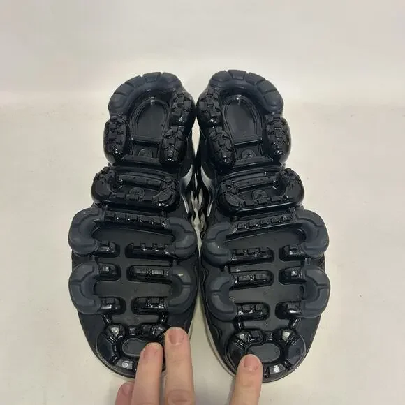Nike Air Vapormax Plus “Light Orewood Brown Beige Black